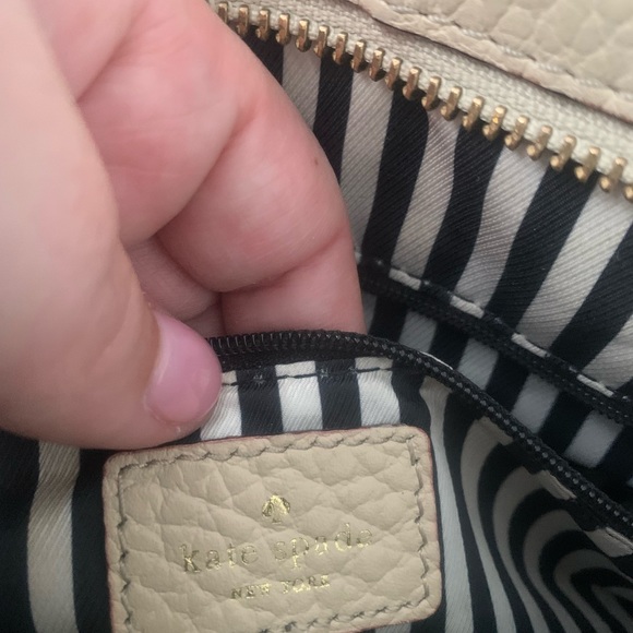 KateSpade Leather Crossbody Bag - Picture 3 of 5